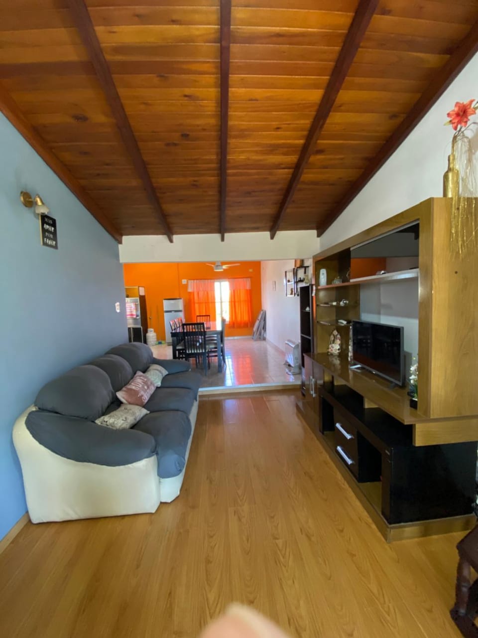 Communal lounge/ TV room, TV and multimedia, Living room, Seating area, Evening entertainment