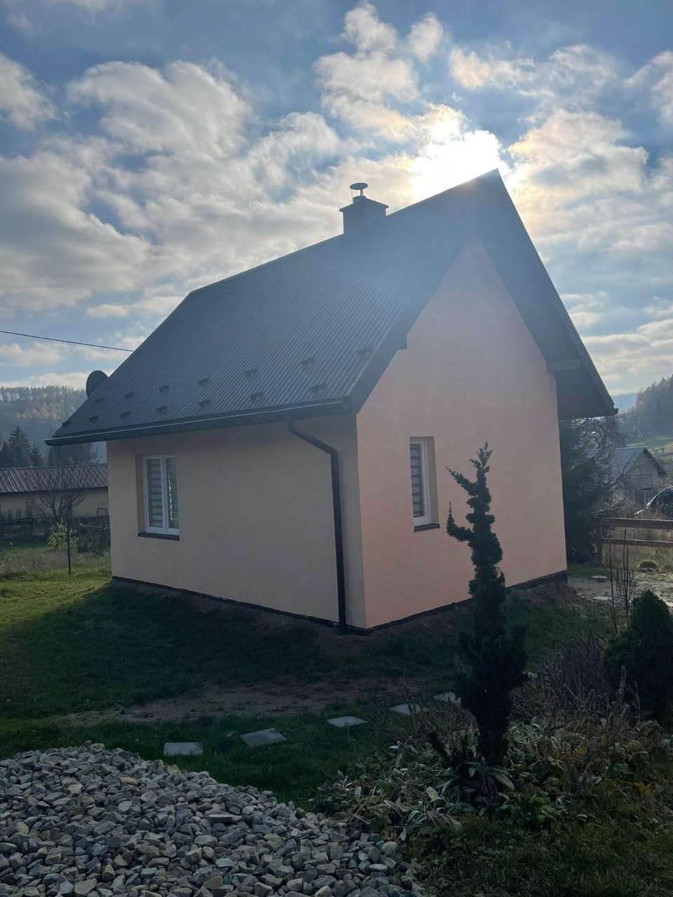 Brzoskwiniowy Domek Ustrzyki Dolne House in Poland