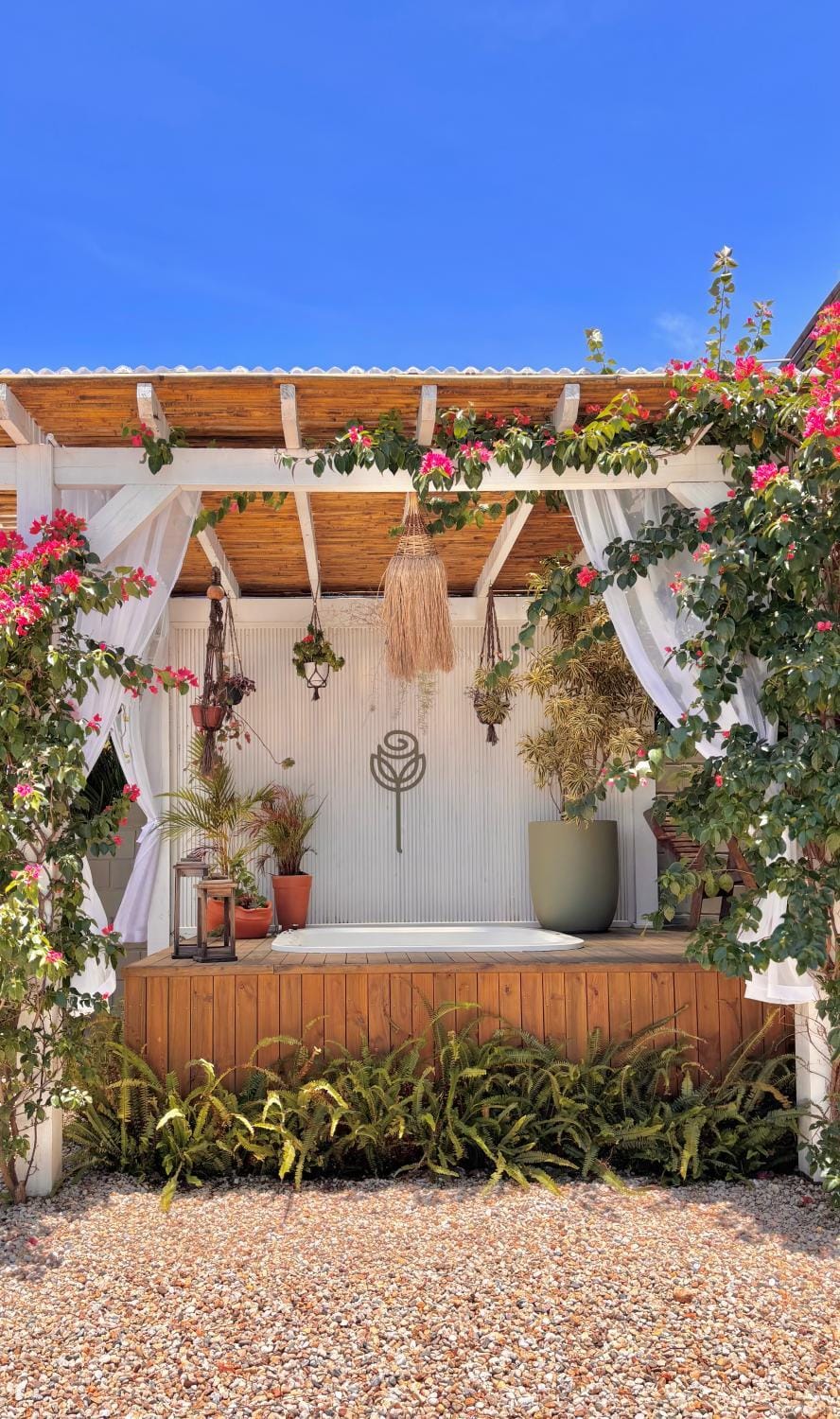 Pousada Maria Parafina Praia do Rosa Bed and Breakfast in Imbituba