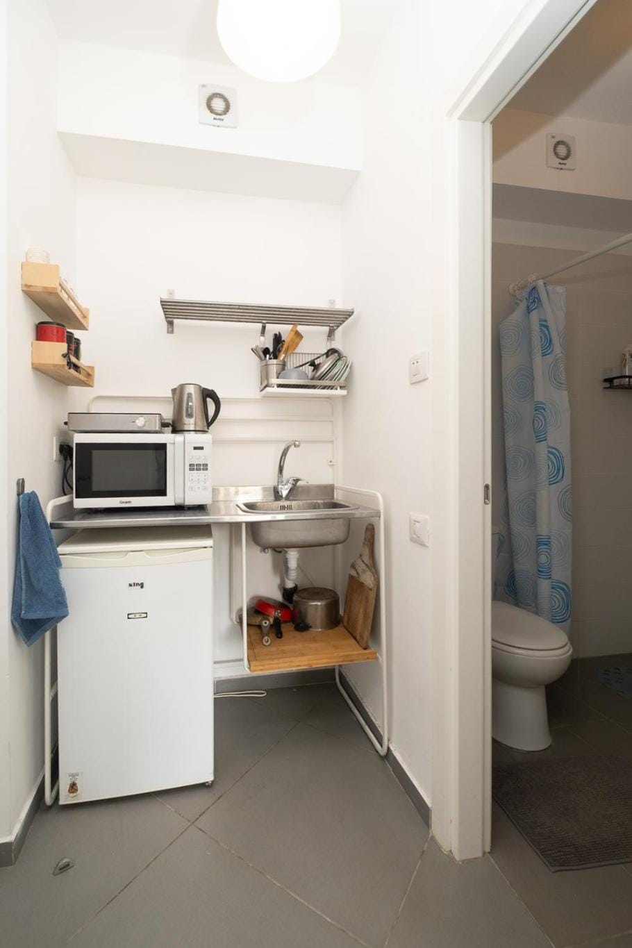 Kitchen or kitchenette, kitchen, kitchen