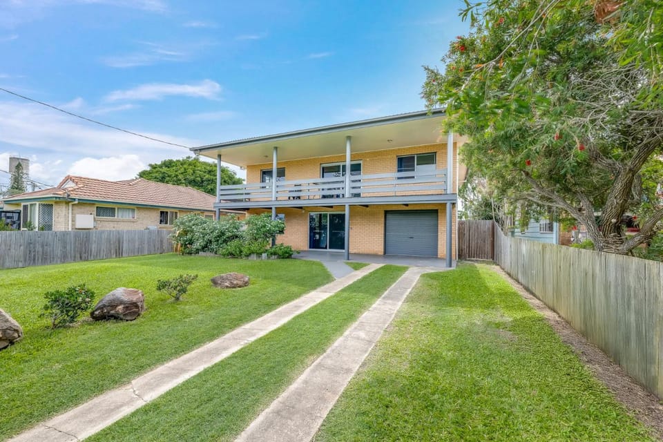 64 Bathurst Street House in Elliott Heads