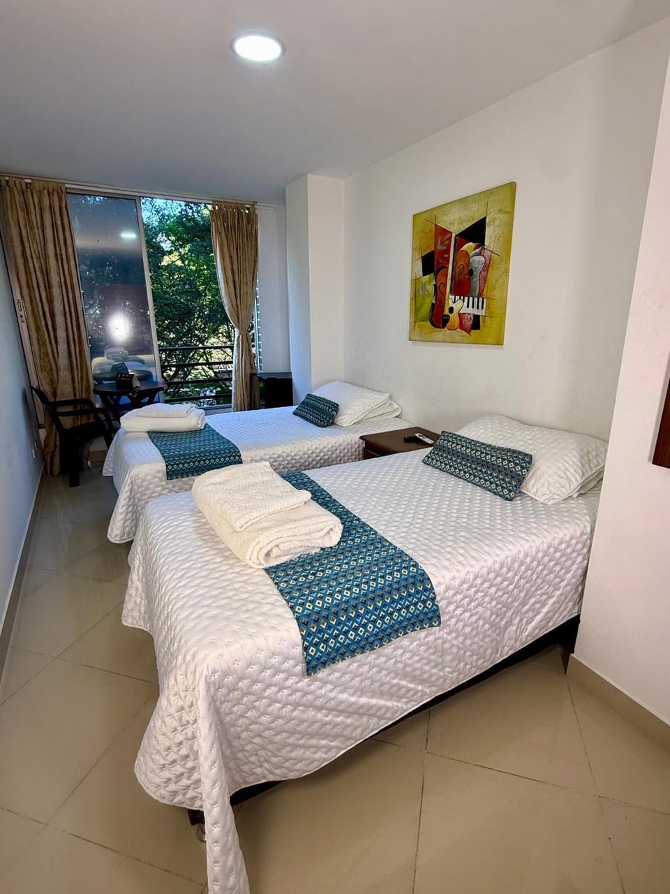 Bed, Photo of the whole room