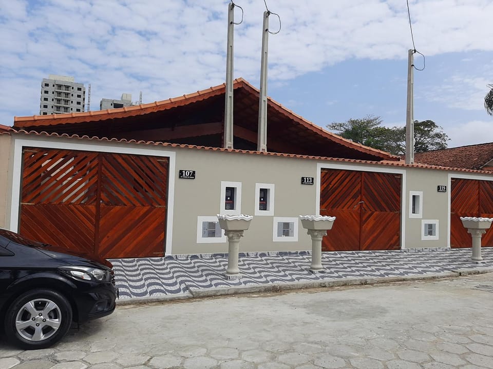 Day, Street view