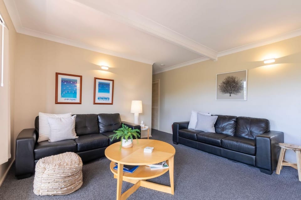 Oceans 22 at Fingal Bay House in Fingal Bay