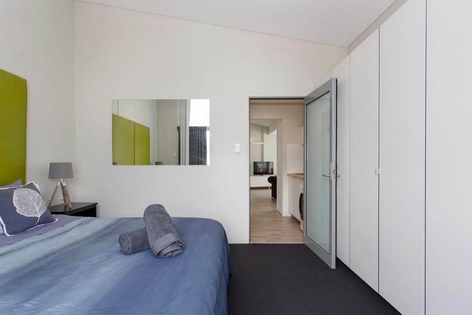 Waverley apartment A-two bedrooms wifi available Apartment in Perth
