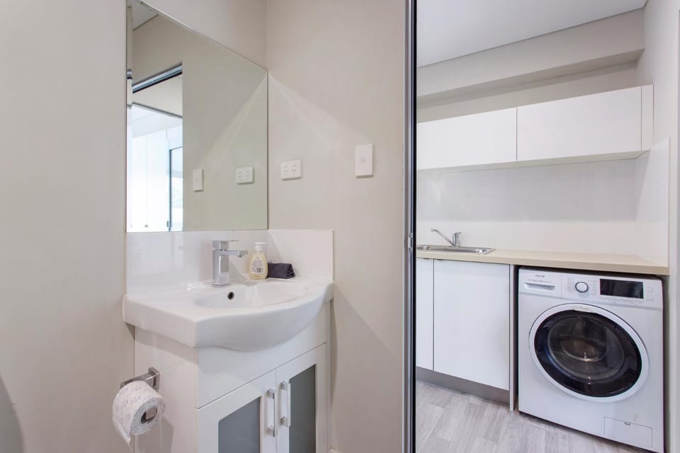 Waverley apartment A-two bedrooms wifi available Apartment in Perth