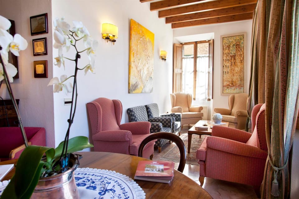 Living room, Lobby or reception