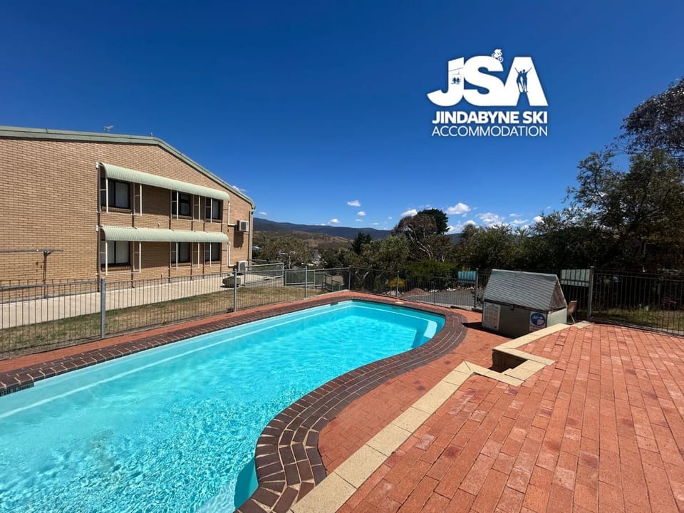 Property building, Natural landscape, Mountain view, Pool view, Swimming pool