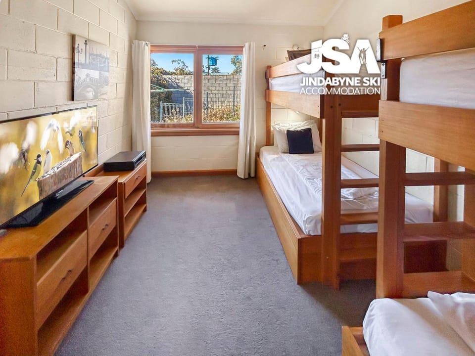 TV and multimedia, Bedroom, bunk bed