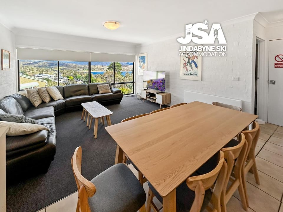 TV and multimedia, View (from property/room), View (from property/room), Living room, Seating area, Dining area, Lake view, Lake view, Mountain view, Mountain view