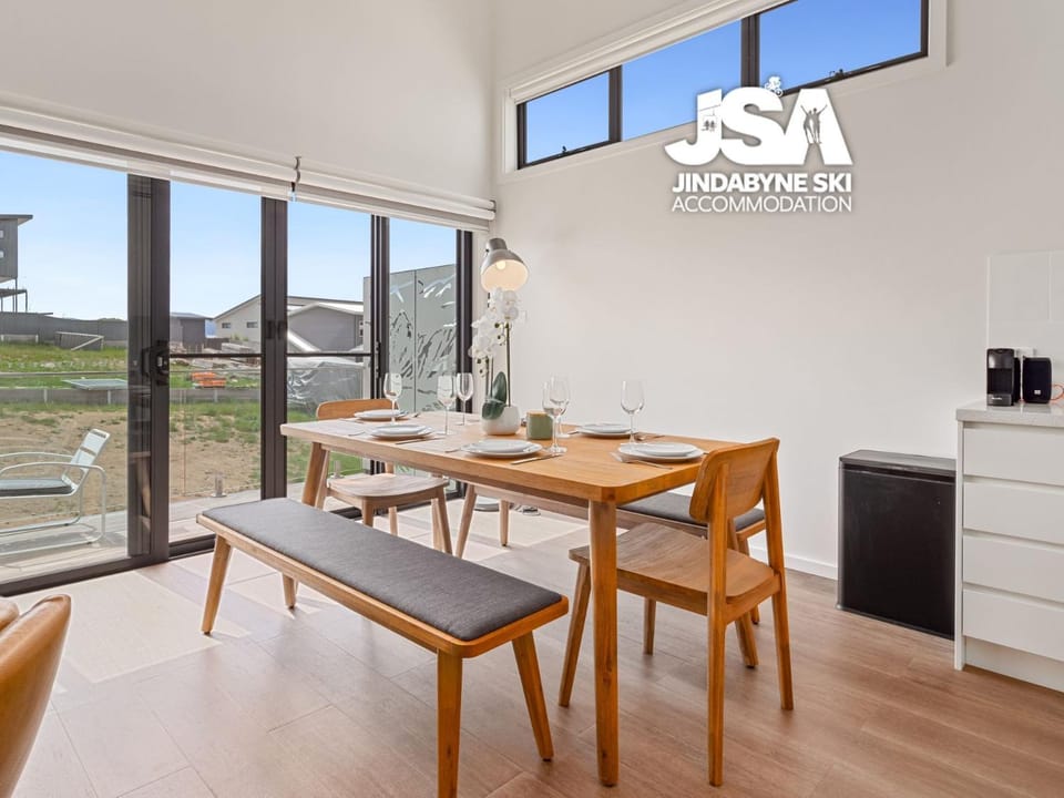 Balcony/Terrace, Living room, Dining area