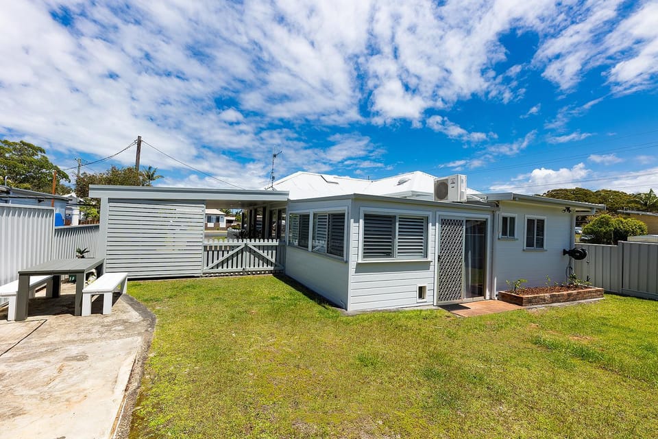 Property building, Garden