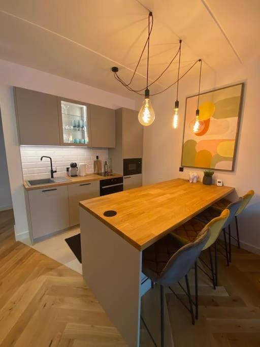 Modern 2-bedroom apartment with terrace & free parking Apartment in Estonia