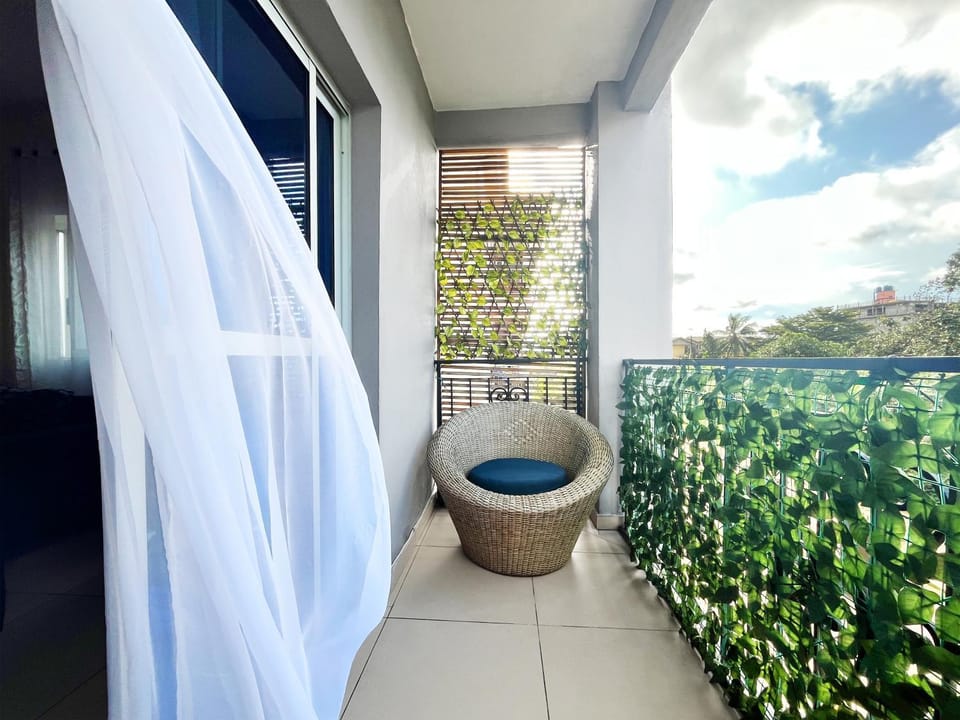 Day, Balcony/Terrace, Living room
