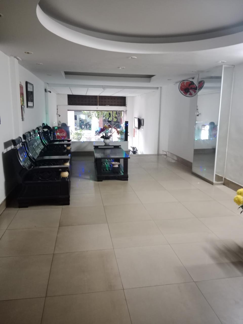 Communal lounge/ TV room, Living room, Seating area