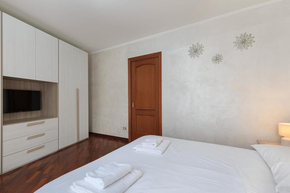 Maison Du Soleil Apartment in Stresa