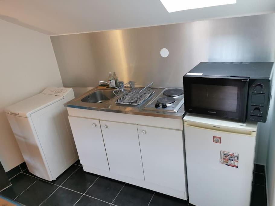 Studio sous les toits proche Paris et Versailles Apartment in Île-de-France