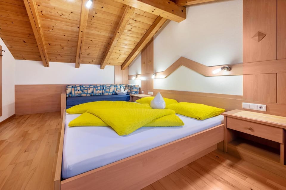 Property building, Living room, Bedroom