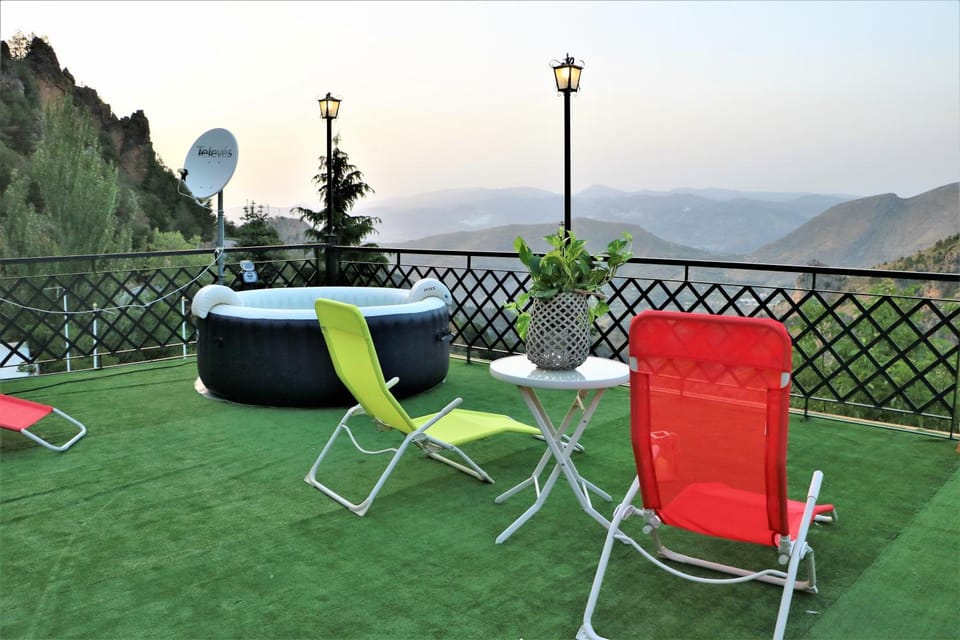 View (from property/room), Balcony/Terrace