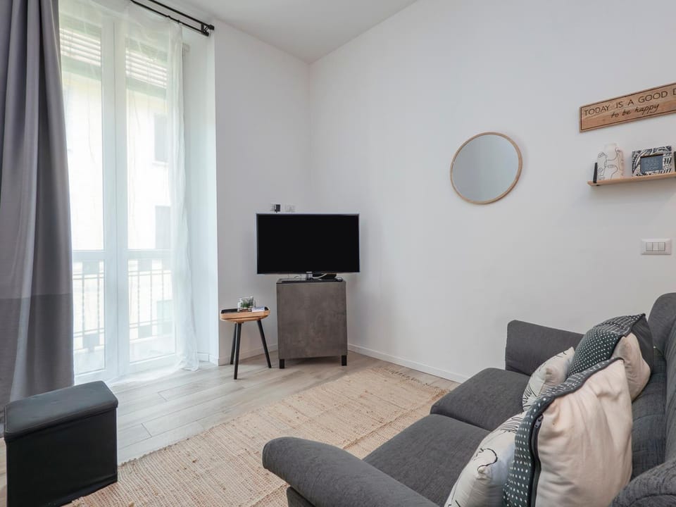 TV and multimedia, Seating area
