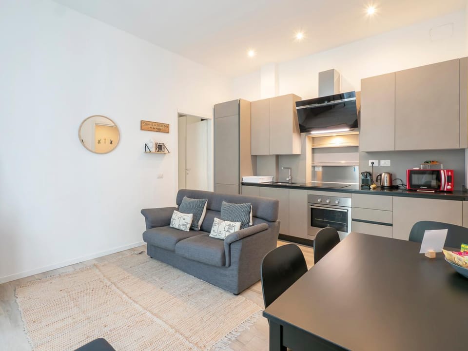 TV and multimedia, Kitchen or kitchenette, Seating area, Dining area