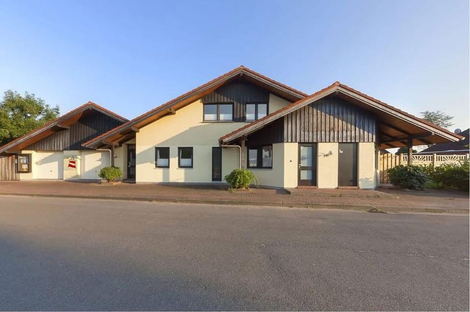 Property building, Street view