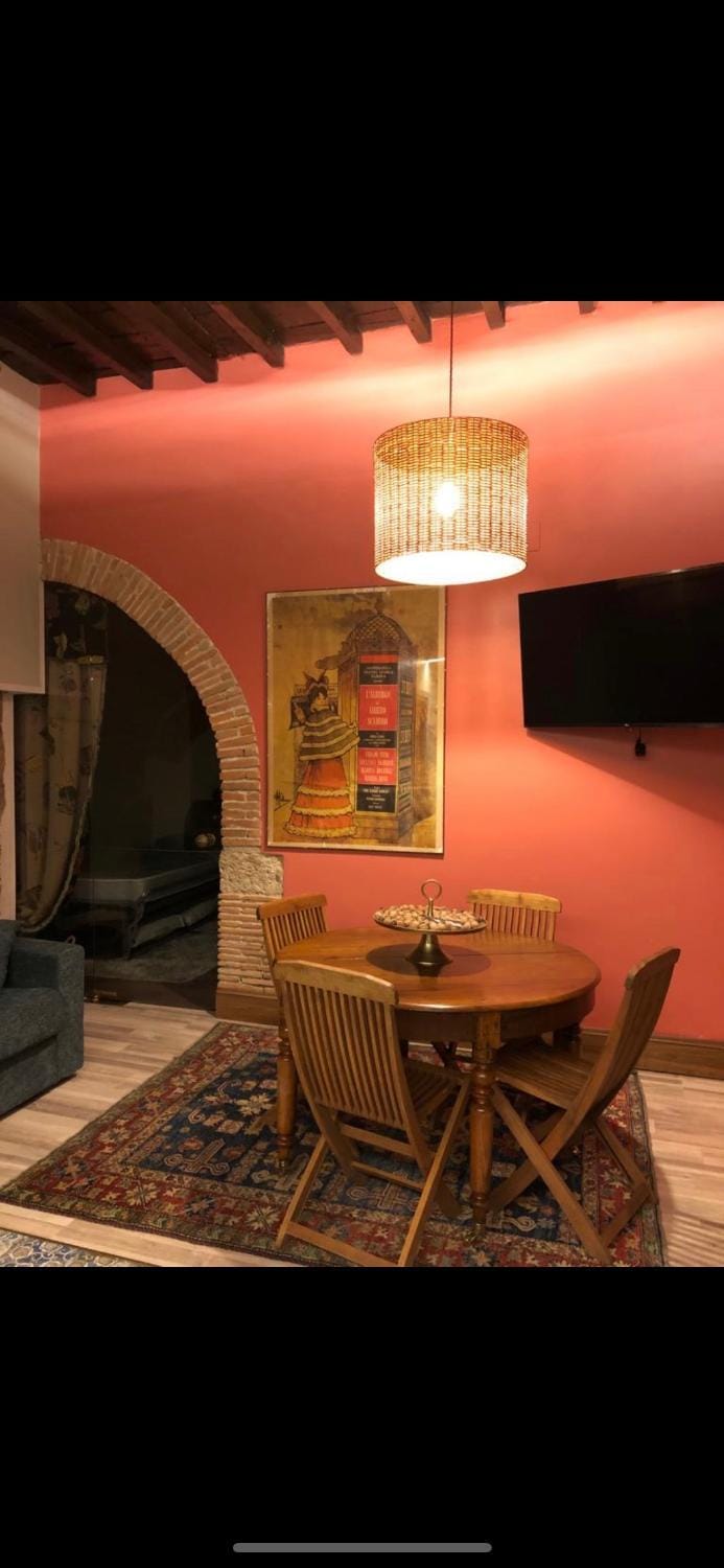 TV and multimedia, Dining area
