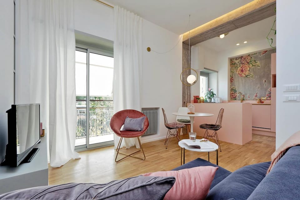 Living room, Dining area