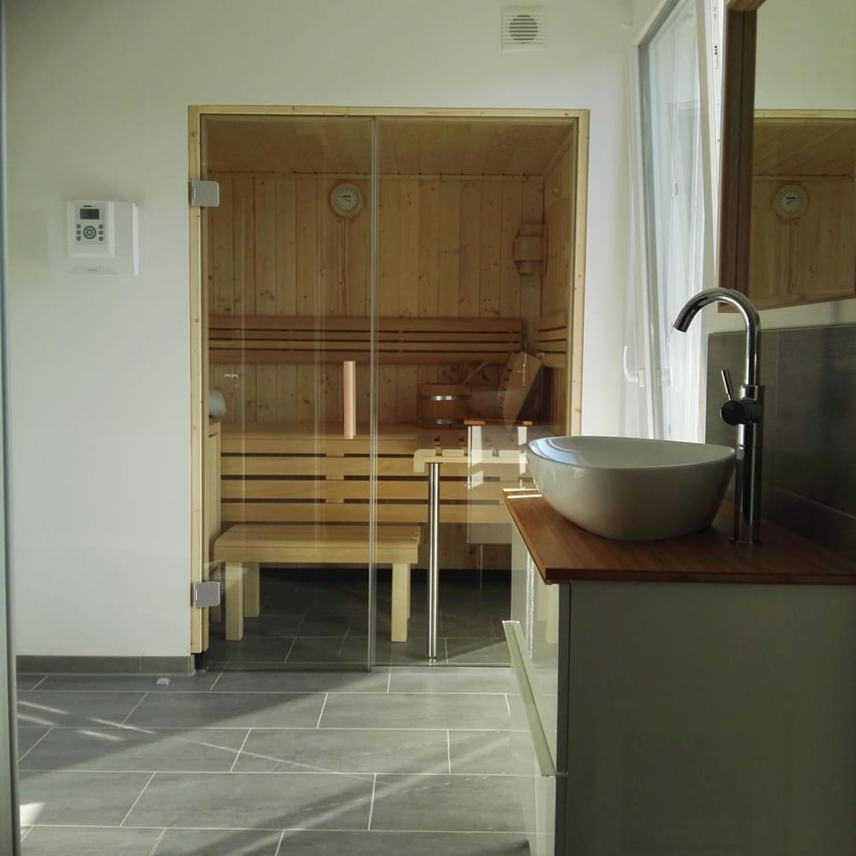 Haus Luv & Haus Lee - Nordseebad Burhave House in Butjadingen