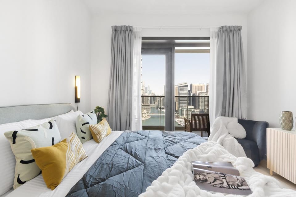 The Smart Concierge - Sparkle tower Apartment in Dubai