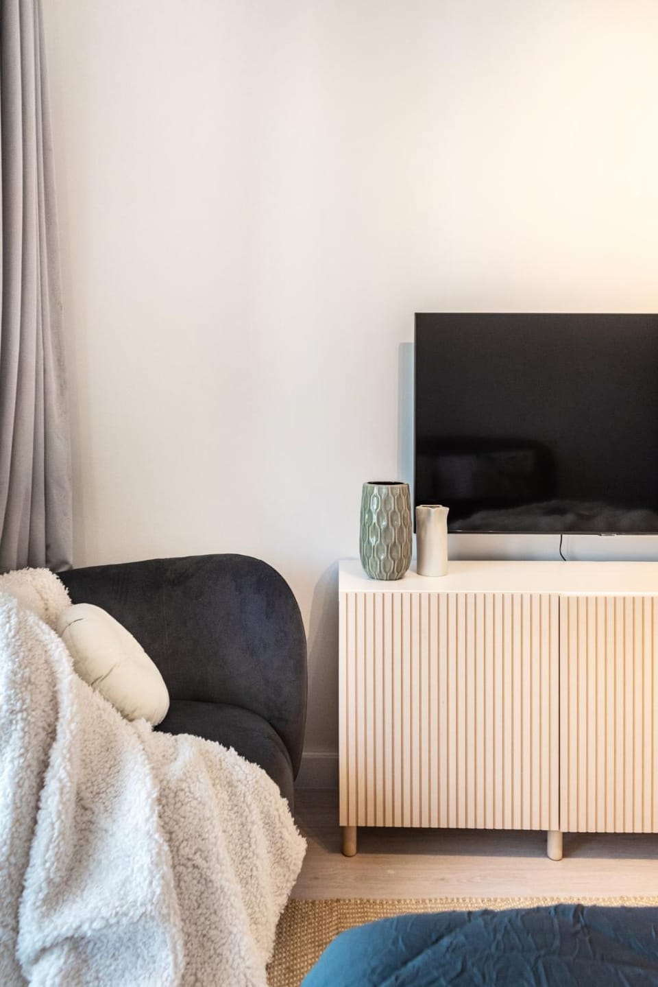 The Smart Concierge - Sparkle tower Apartment in Dubai