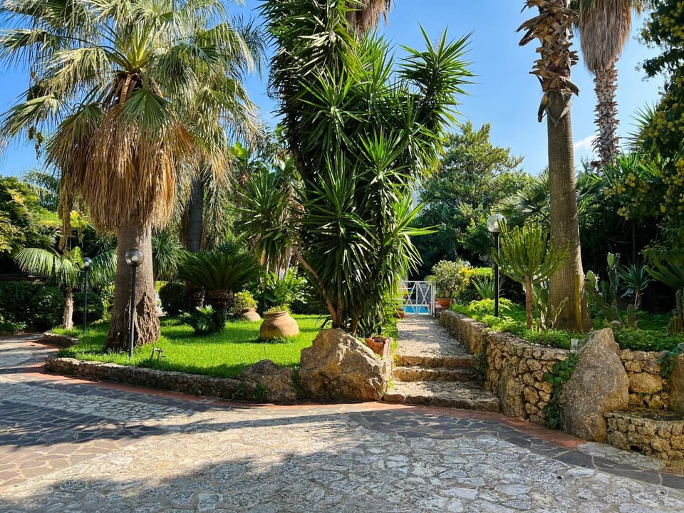 Garden, Garden view