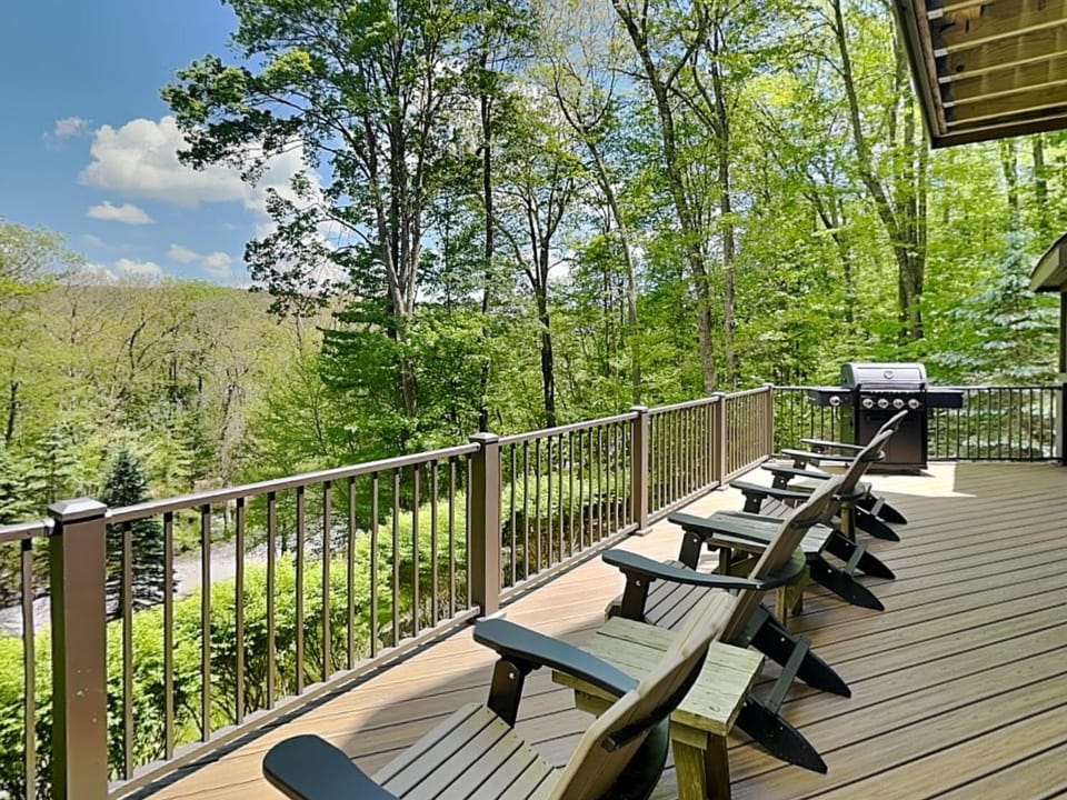 Patio, BBQ facilities, Balcony/Terrace, Seating area, Garden view
