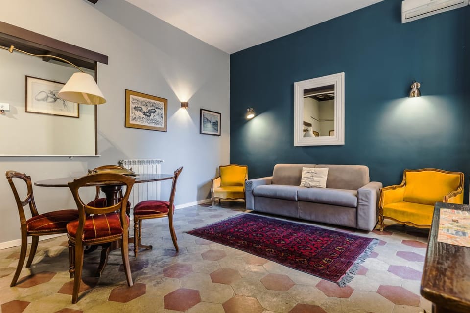 Living room, Seating area, Dining area, air conditioner