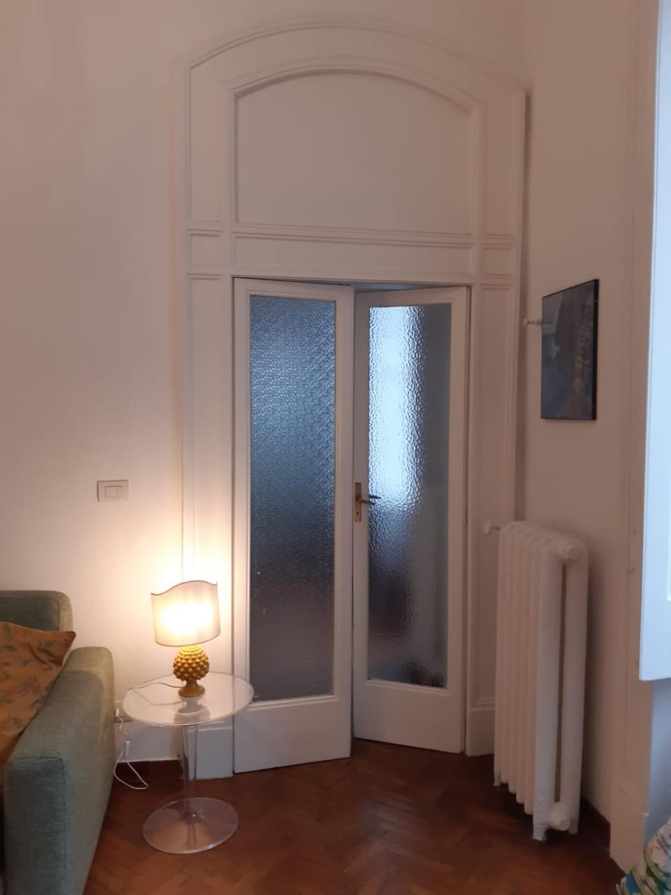 Facade/entrance, TV and multimedia, Living room, Bedroom