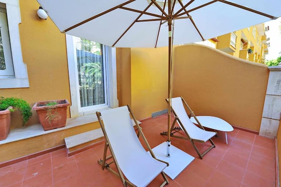 Tropical Pool View Cascais - Checkinhome Apartment in Cascais