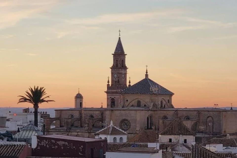 Nearby landmark, City view, Sunset