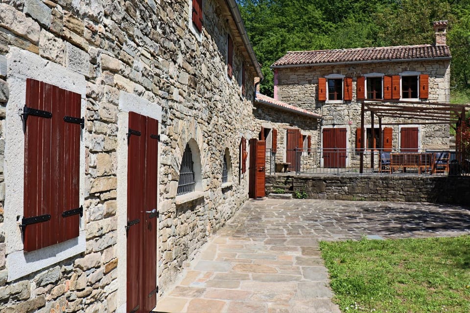 Property building, Day