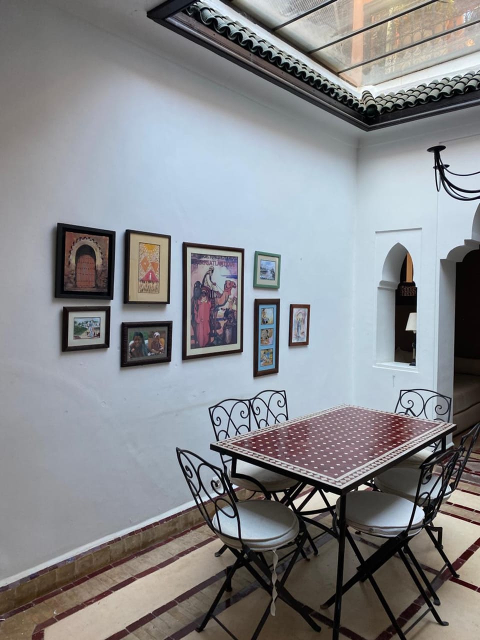 Communal lounge/ TV room, Dining area