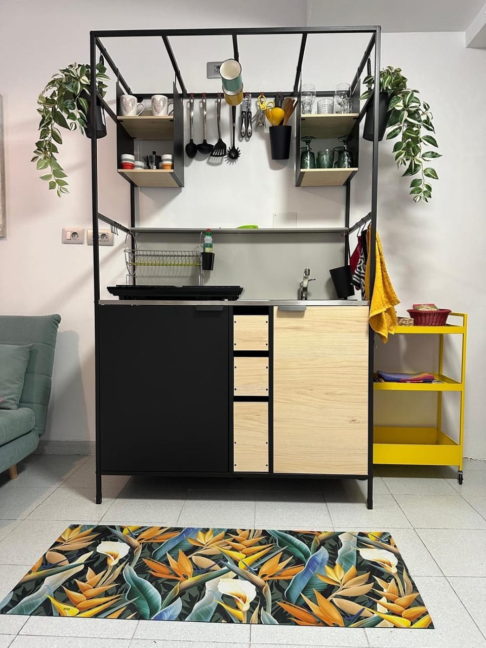 Kitchen or kitchenette