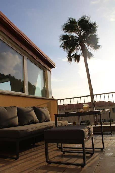 Appartamento romantico con piscina Apartment in Liguria