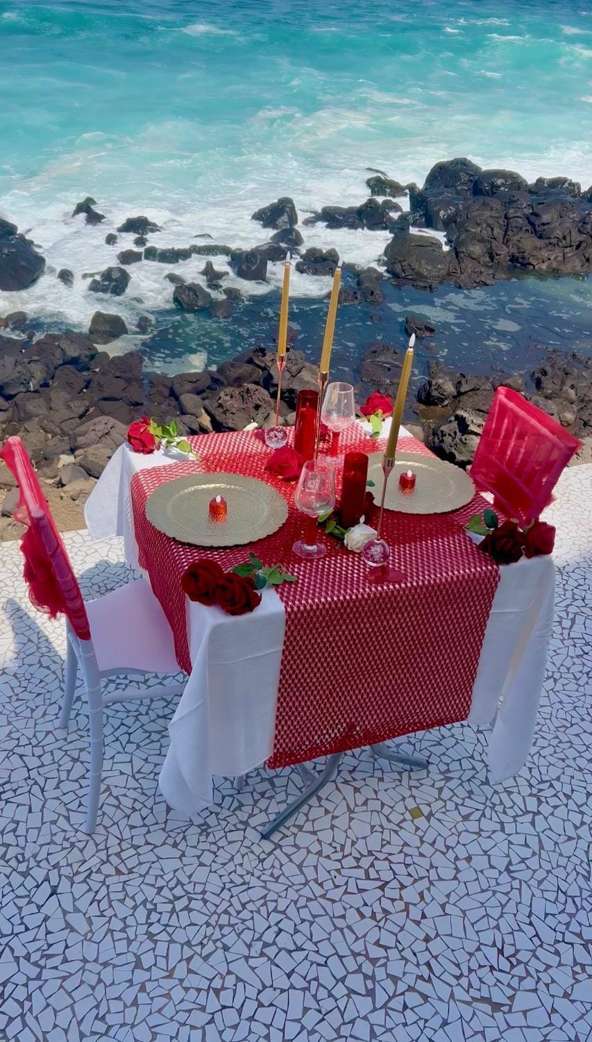 Natural landscape, Food and drinks, Sea view