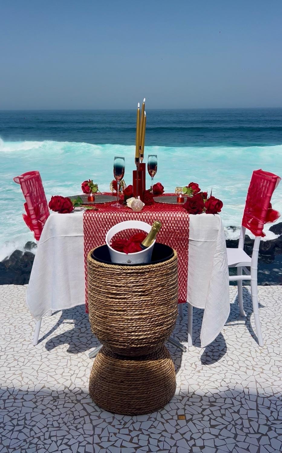 Natural landscape, Food and drinks, Food, Sea view