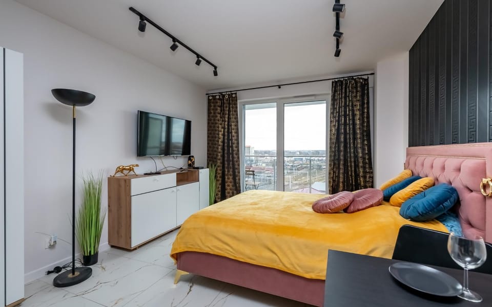 LoveRoom Panorama Park Jacuzzi Apartment in Poland