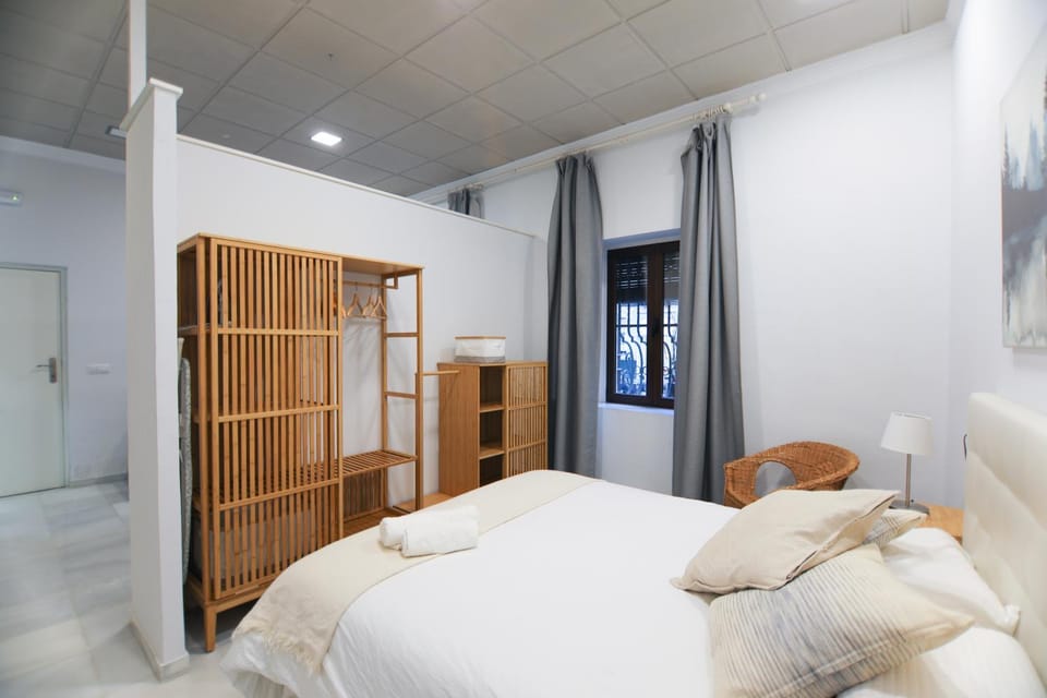 Bed, Photo of the whole room, Bedroom, wardrobe
