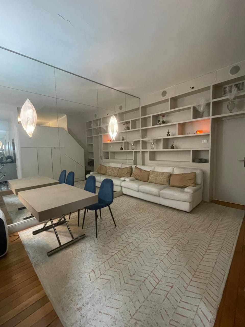 Élégant studio avec mezzanine 3e porte des Ternes Apartment in Paris