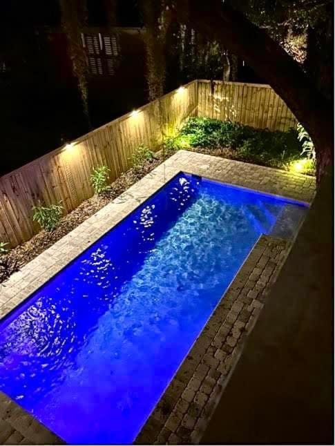 Downtown St Aug Home by Fountain of Youth Pool Spa by Beach Add Golf Cart House in Vilano Beach