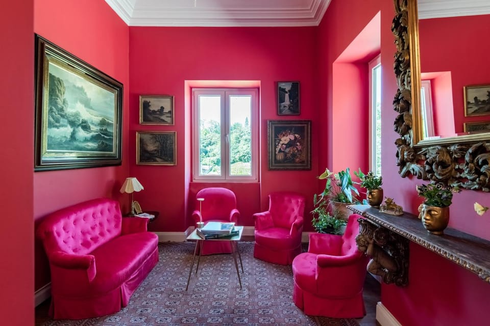 Seating area