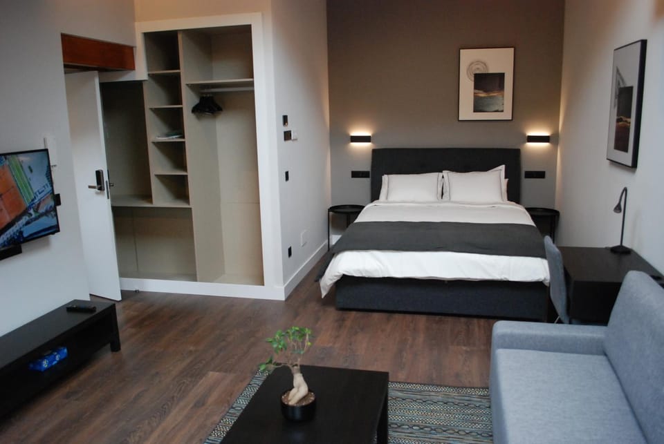 Bed, Bedroom, wardrobe