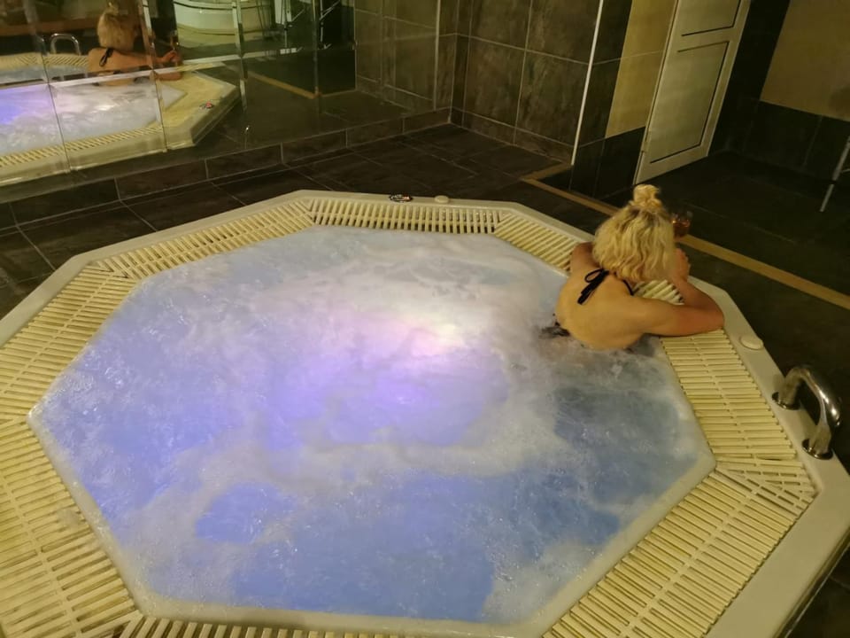 Hot Tub
